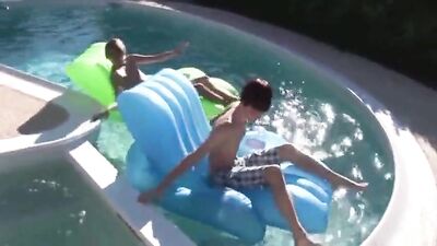 De Biman Hot Threesome 277