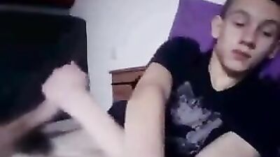 Cute boy Amerrican wank on cam