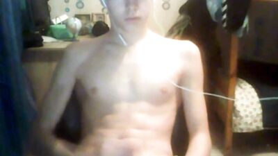 Smooth Latvia boy on cam