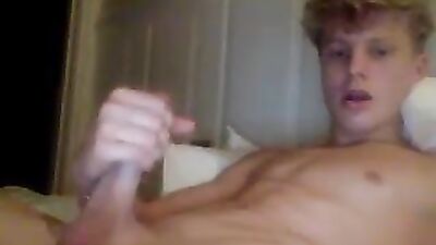 Horny Amateur Boy with an Amazing Ass in Search of Hot Action!