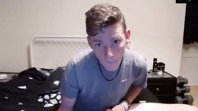 Self-Satisfaction: Felix Jones Webcam Pleasures!