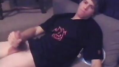 Skater Boy Love Affair: A Gay Porn Video with Hot Action and Steamy Romance