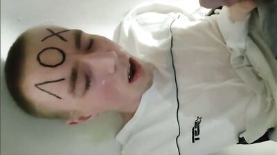 Cute Piss Drinker 2: Fetish Fixation