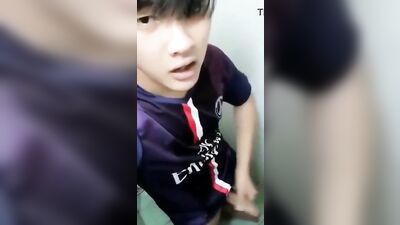 Young Twinks Solo Journey: Exploring His Sexuality One Load at a Time!