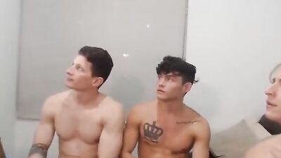 Horny Friends on Cam - Amateur Oral Web-Cam: Uncut and Explosive!