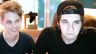 Gay Boy with Straight Friend on Chaturbate - Exploring New Boundaries!