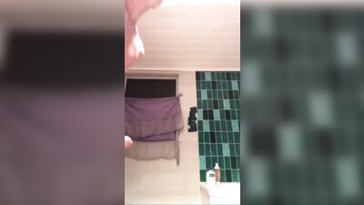 Hung Uncut Teen Plays: Amateur Big Cocks Handjob!