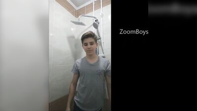 Amateur Cum Shots Under The Shower: A Gay Porn Video Adventure!