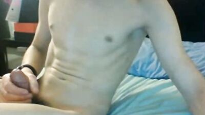 Curly Cummers Cumshot Adventure: Handjob Solo!