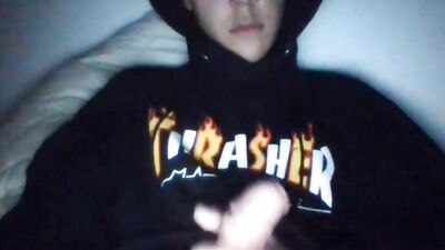 Thrasher Cum Shots: The Web-Cam Solo Showdown!