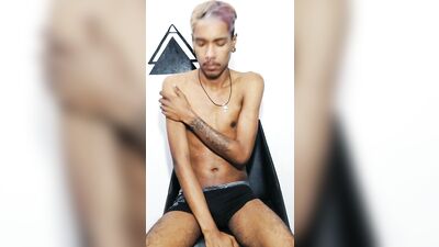 Brazilian Instaboy @effysantos: Unleashed Action and Raw Bareback Sex!