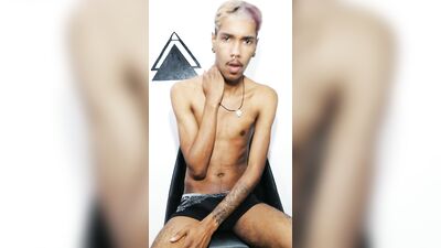 Brazilian Instaboy @effysantos: Unleashed Action and Raw Bareback Sex!