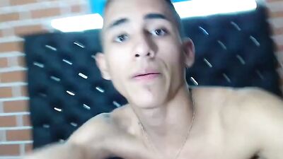 Cumming with Cuteboy: Big Dicks and Amateur Adventures