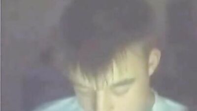 Gay Cam Wanker Justin: Cum Shots and Handjobs Galore!