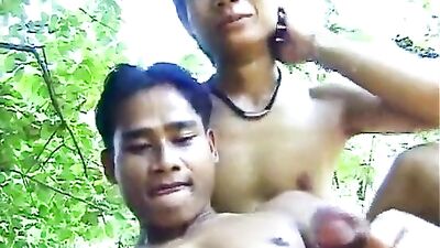 Two Twinks in Nature: Outdoor Love Affair!