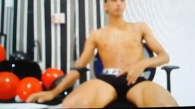 Gangbang in the City: Ewyubo Remake - Men Pleasure Night