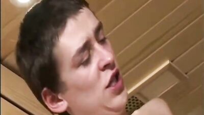 Tempting Twink Delights - Sauna Seductions
