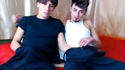 Young Lovers on Cam: Wild Web-Cam Orgasms with Amateur Couple