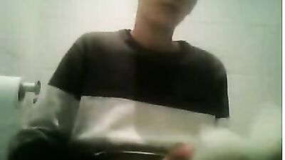 Lad Wanks and Cums - The Ultimate Gay Porn Experience (186 characters)