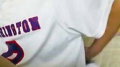 Jerking Off On Bed: Cum Shots Solo!