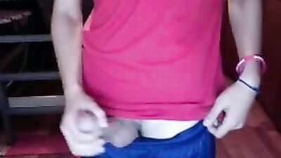 Pretty in Pink: Gay Solo Web-Cam Action