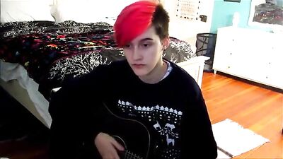 Gay Porn Star Sings Troye Sivan Cover on Webcam!