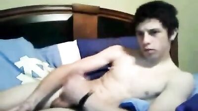 Gay Cam Show: Friend Uncovers My JOI