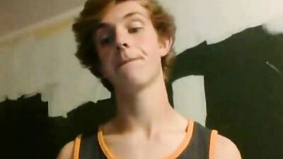 Gay Twink Exposure - Amateur Solo Masturbation