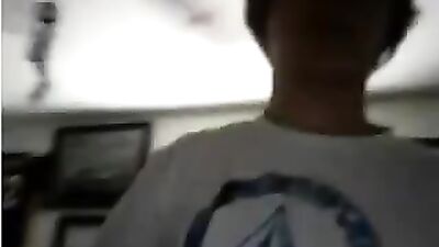 Jerking it solo on web-cam: cum shots galore!