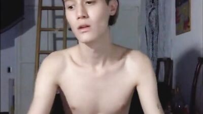 Sexy Cammer Dancing and Wanking: A Gay Porn Fantasy Unleashed!