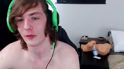 Blue Eyes Fucks and Creampies his Fuck Doll