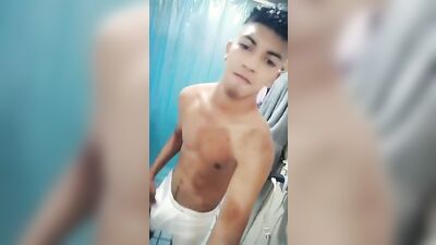 Muscle Men Stripping Underwear - Sixpacks & Bulges Galore!