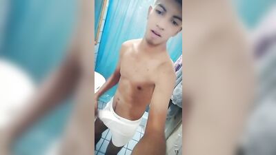 Muscle Men Stripping Underwear - Sixpacks & Bulges Galore!