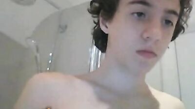 Curly Hair Web Cam Solo Adventure