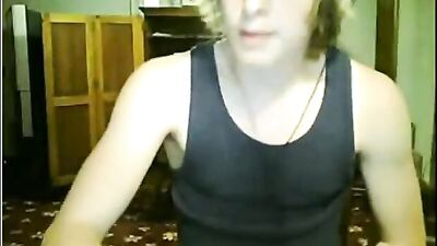 Natural Brunette Webcam Solo: Unleashing the Beast Within