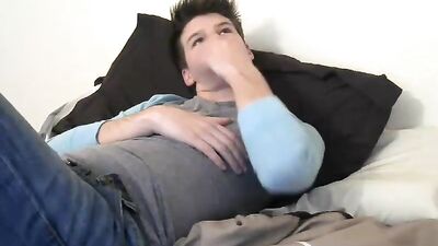 Sweetie in Bed: The Ultimate Gay Porn Experience - Menage a Trois