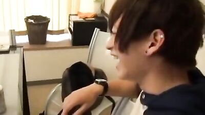 Japanese Manato Fucks Sosuke: Raw Asian Gay Porn