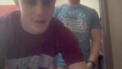 College Bros Wank for Chicks: Hot Web-Cam Cum Shots!