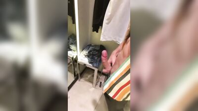 Dirty Dressing Room Encounters: Amateur Big Cocks Rule!