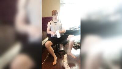 Redhead Jock Posing & Wanking 2: Cum with the Titans!