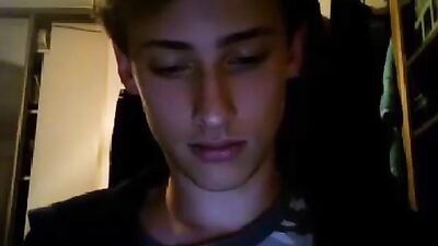 Gay Cute Solo Web-Cam Room - Get ready for the ultimate web-cam experience with this hot stud who knows how to please himself and you!