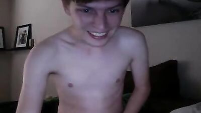 Maxxie Cums Again in an Amateur Handjob Solo!