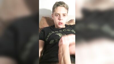 Skype Boy Unleashed: Amateur Gay Porn Video with Passionate Action!