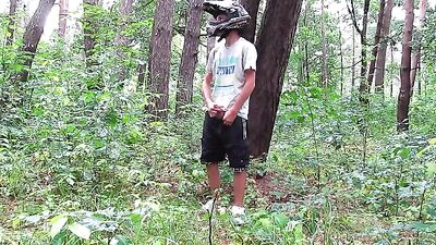 Jerk Break Public Cum Outside Solo