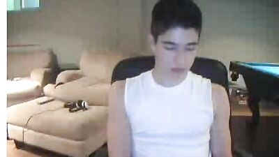 Jerking Off On Webcam #10: The Ultimate Handjob Solo Experience!