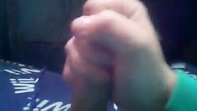 Young & Wild #913: The Ultimate Cum Shots Handjob Solo!