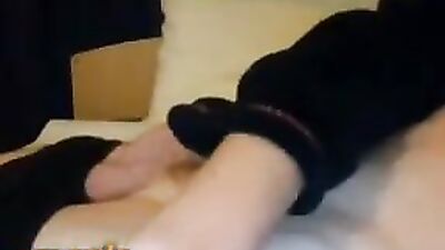 Redhead Solo Web-Cam Jerk-Off: Ginger Patch Passion!