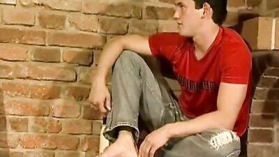 Blonde Stud Pissing and Slamming: Big Cocks Meet Hot Jets!