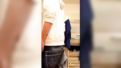 Big Cocks Solo Web-Cam: Exploring the Boundaries of Butt Shyness