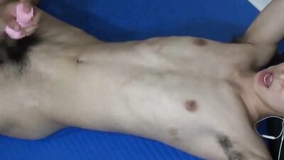 Japanese Teen Boy Blowjob: Asian Cum Shots